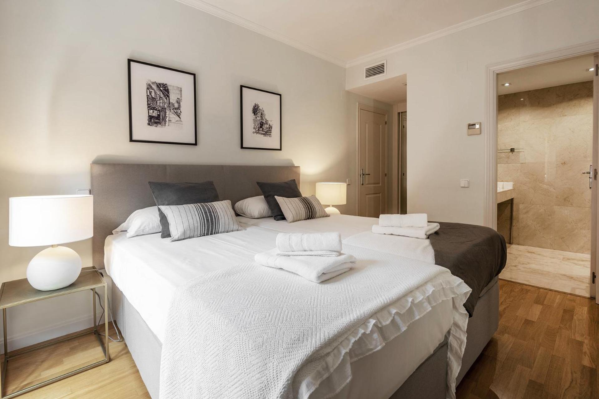 Luxury And Cozy- 2 Bedrooms 2 Bathrooms -Mintystay- Herradores マドリード エクステリア 写真