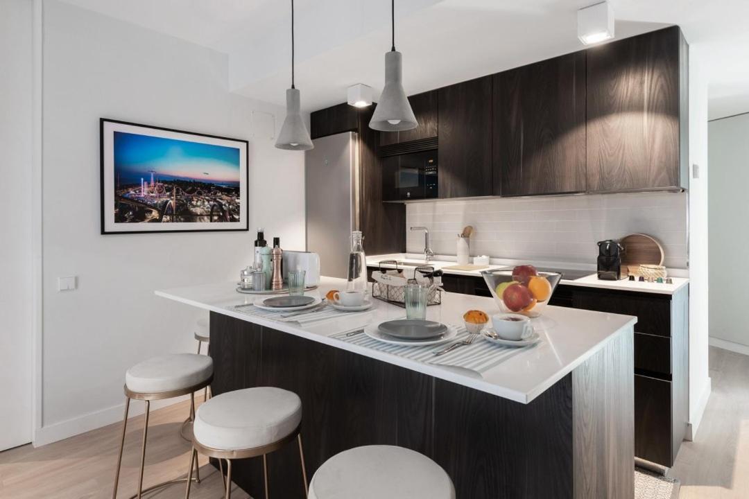Luxury And Cozy- 2 Bedrooms 2 Bathrooms -Mintystay- Herradores マドリード エクステリア 写真