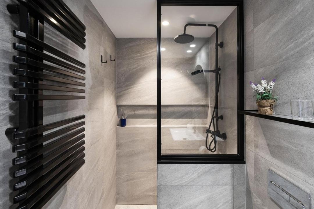 Luxury And Cozy- 2 Bedrooms 2 Bathrooms -Mintystay- Herradores マドリード エクステリア 写真